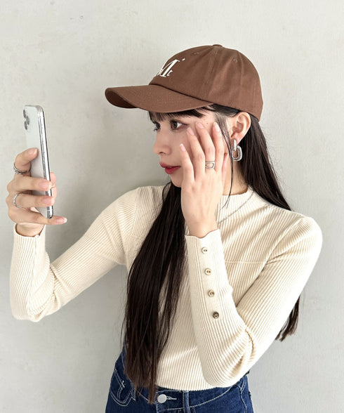 MUCENT(ムセント)/シグネチャー ロゴ ベースボール キャップ サイズ調整可能/SIGNATURE BALL CAP | AT5244039 | ブラウン