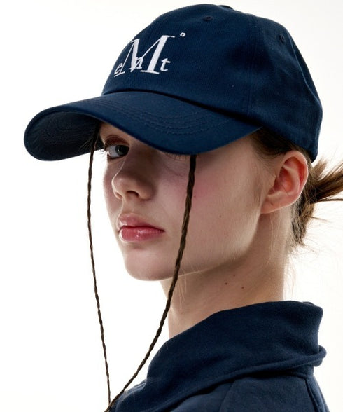 MUCENT(ムセント)/シグネチャー ロゴ ベースボール キャップ サイズ調整可能/SIGNATURE BALL CAP | AT5244039 | ネイビー