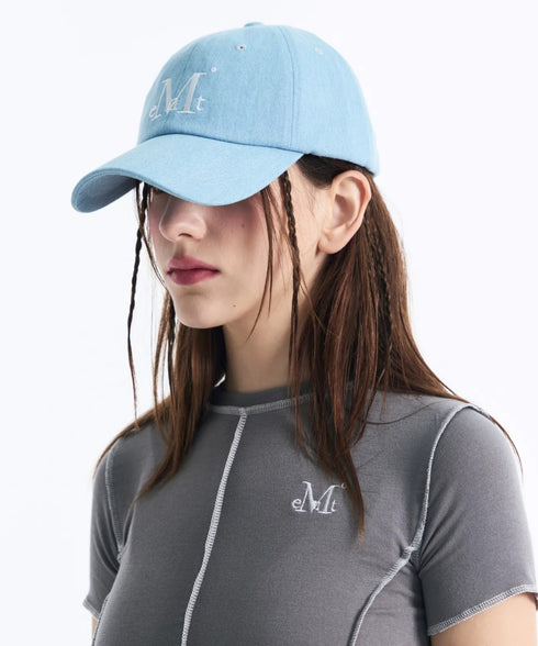 MUCENT(ムセント)/シグネチャー ロゴ ベースボール キャップ サイズ調整可能/SIGNATURE BALL CAP | AT5244039 | ライトブルー