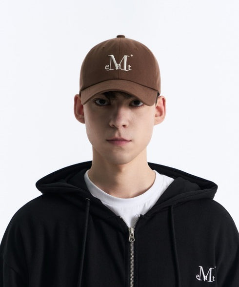 MUCENT(ムセント)/シグネチャー ロゴ ベースボール キャップ サイズ調整可能/SIGNATURE BALL CAP | AT5244039 | ブラウン