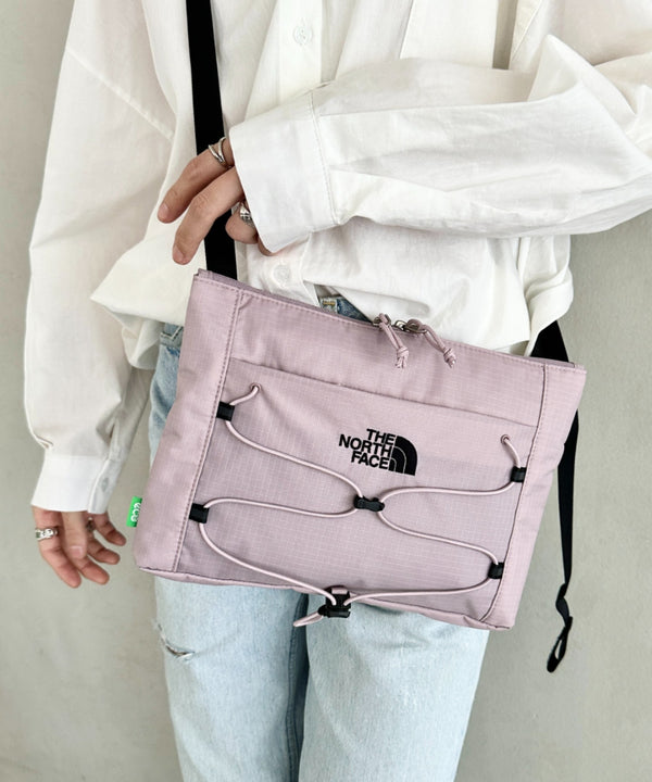 THE NORTH FACE(ザ・ノースフェイス)/ワンポイント ロゴ刺繍 ショルダーバッグ クロスバッグ/BOREALIS SLIM CROSS BAG | IM1244037 | ライラック
