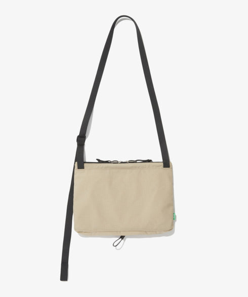 THE NORTH FACE(ザ・ノースフェイス)/ワンポイント ロゴ刺繍 ショルダーバッグ クロスバッグ/BOREALIS SLIM CROSS BAG | IM1244037 | ライトベージュ