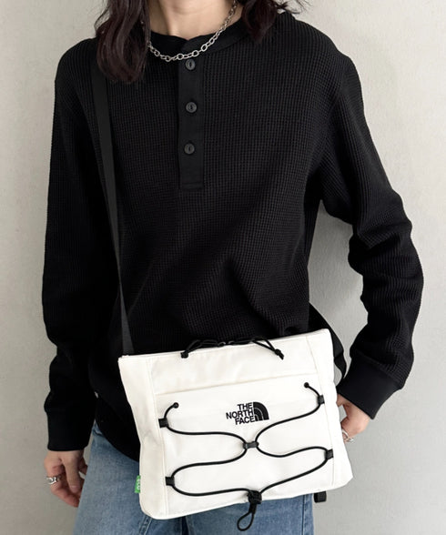 THE NORTH FACE(ザ・ノースフェイス)/ワンポイント ロゴ刺繍 ショルダーバッグ クロスバッグ/BOREALIS SLIM CROSS BAG | IM1244037 | ホワイト