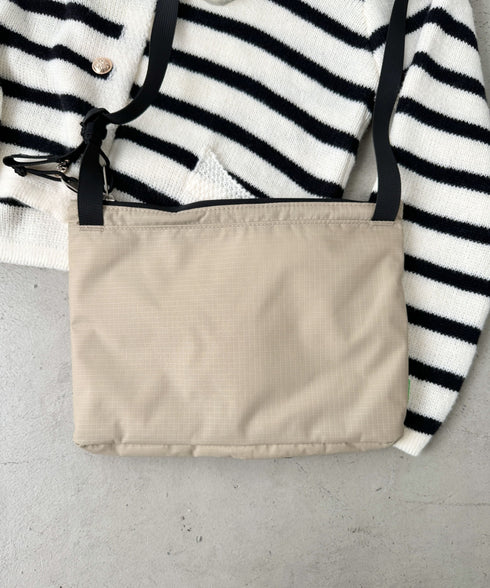 THE NORTH FACE(ザ・ノースフェイス)/ワンポイント ロゴ刺繍 ショルダーバッグ クロスバッグ/BOREALIS SLIM CROSS BAG | IM1244037 | ライトベージュ