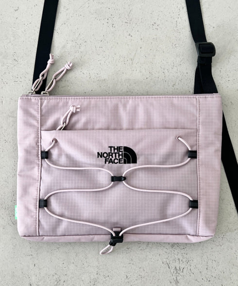 THE NORTH FACE(ザ・ノースフェイス)/ワンポイント ロゴ刺繍 ショルダーバッグ クロスバッグ/BOREALIS SLIM CROSS BAG | IM1244037 | ライラック