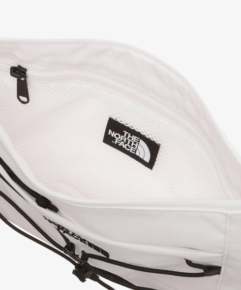 THE NORTH FACE(ザ・ノースフェイス)/ワンポイント ロゴ刺繍 ショルダーバッグ クロスバッグ/BOREALIS SLIM CROSS BAG | IM1244037 | ホワイト