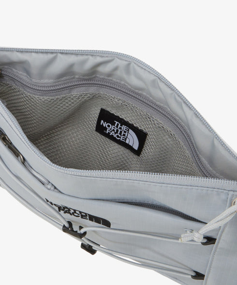 THE NORTH FACE(ザ・ノースフェイス)/ワンポイント ロゴ刺繍 ショルダーバッグ クロスバッグ/BOREALIS SLIM CROSS BAG | IM1244037 | ライトグレー