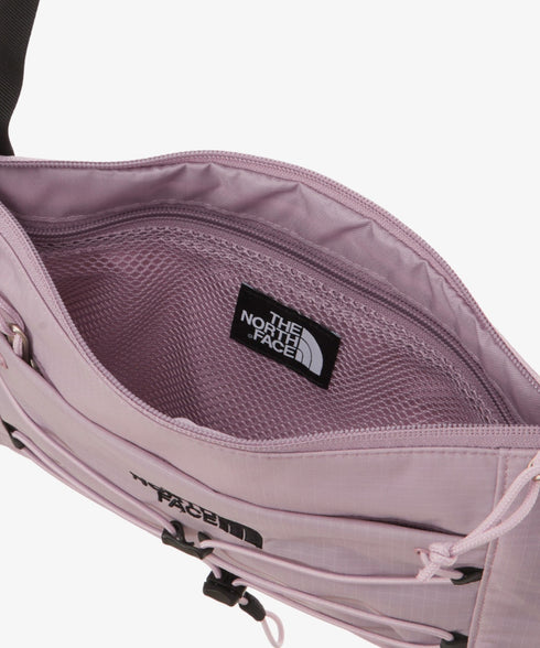 THE NORTH FACE(ザ・ノースフェイス)/ワンポイント ロゴ刺繍 ショルダーバッグ クロスバッグ/BOREALIS SLIM CROSS BAG | IM1244037 | ライラック
