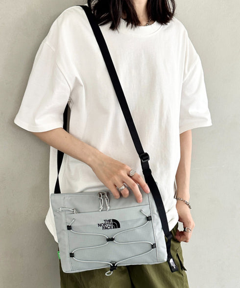 THE NORTH FACE(ザ・ノースフェイス)/ワンポイント ロゴ刺繍 ショルダーバッグ クロスバッグ/BOREALIS SLIM CROSS BAG | IM1244037 | ライトグレー