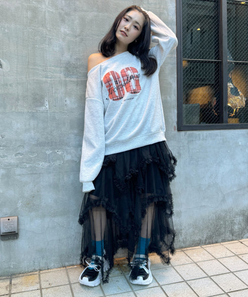 イレギュラーヘムボリュームフリルチュールスカート | NU2255022 | ブラック