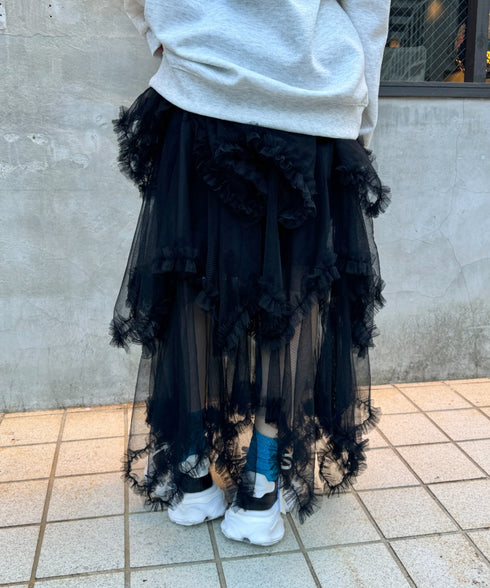 イレギュラーヘムボリュームフリルチュールスカート | NU2255022 | ブラック