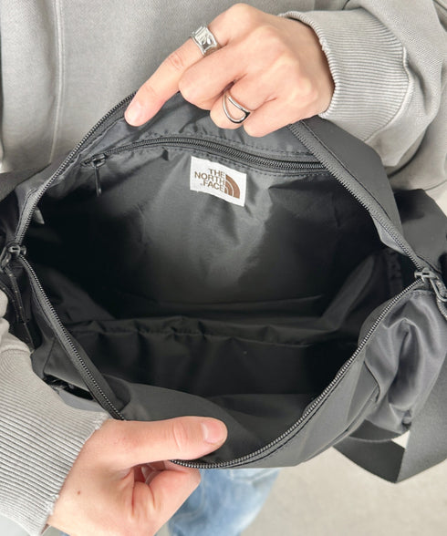 THE NORTH FACE(ザ・ノースフェイス)/軽量 ダッフルバッグ ショルダーバッグ ボストンバッグ/LIGHT DUFFLE BAG S | IM1244048 | ブラック