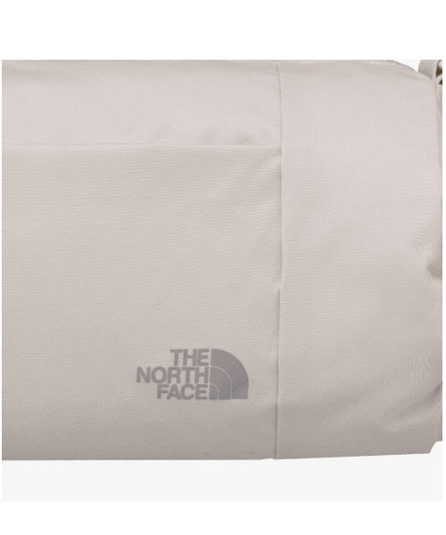 THE NORTH FACE(ザ・ノースフェイス)/軽量 ダッフルバッグ ショルダーバッグ ボストンバッグ/LIGHT DUFFLE BAG S | IM1244048 | クリーム