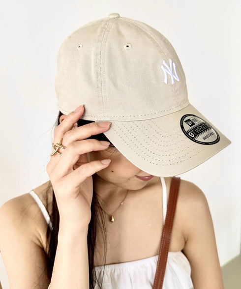 【NEW ERA】ニューエラ キャップ 9TWENTY MLB NY YANKEES MINI LOGO CAP ニューヨークヤンキース 帽子 | 5192005 | サンドベージュ