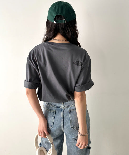 国内未発売 THE NORTH FACE(ザ・ノースフェイス)/ワンポイントロゴ 半袖 コットン Tシャツ/COTTON BASIC S/S R/TEE | IM2252001 | チャコールグレー