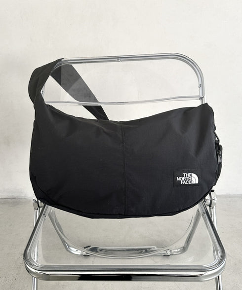 THE NORTH FACE(ザ・ノースフェイス)/A4対応 軽量 大容量 ショルダー ホーボーバッグ/URBAN BIG SHOULDER BAG | IM1244063 | ブラック