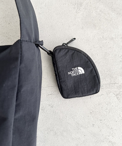 THE NORTH FACE(ザ・ノースフェイス)/A4対応 軽量 大容量 ショルダー ホーボーバッグ/URBAN BIG SHOULDER BAG | IM1244063 | ブラック