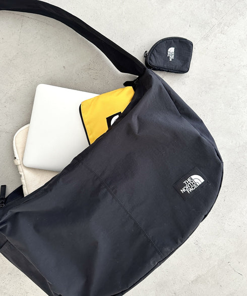 THE NORTH FACE(ザ・ノースフェイス)/A4対応 軽量 大容量 ショルダー ホーボーバッグ/URBAN BIG SHOULDER BAG | IM1244063 | ブラック
