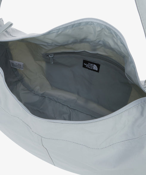 THE NORTH FACE(ザ・ノースフェイス)/A4対応 軽量 大容量 ショルダー ホーボーバッグ/URBAN BIG SHOULDER BAG | IM1244063 | ライトグレー