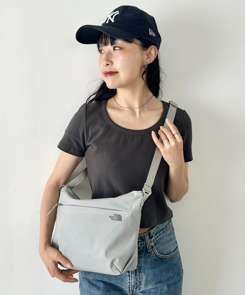 THE NORTH FACE(ザ・ノースフェイス)/ロゴプリント ショルダーバッグ クロスバッグ/SP CROSS BAG M | IM1244064 | グレー