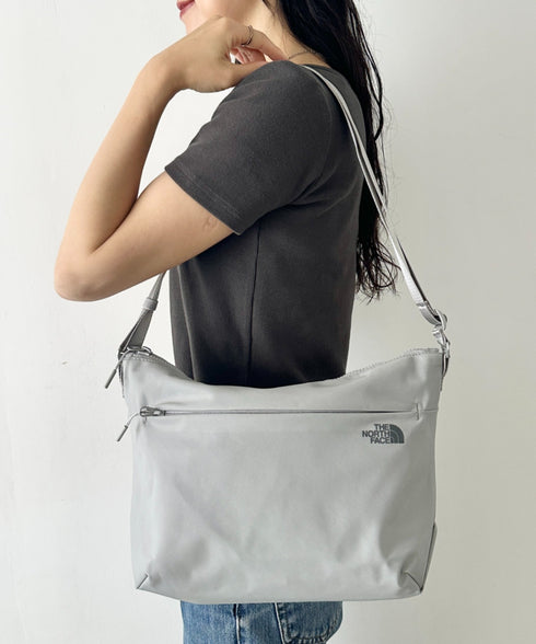 THE NORTH FACE(ザ・ノースフェイス)/ロゴプリント ショルダーバッグ クロスバッグ/SP CROSS BAG M | IM1244064 | グレー