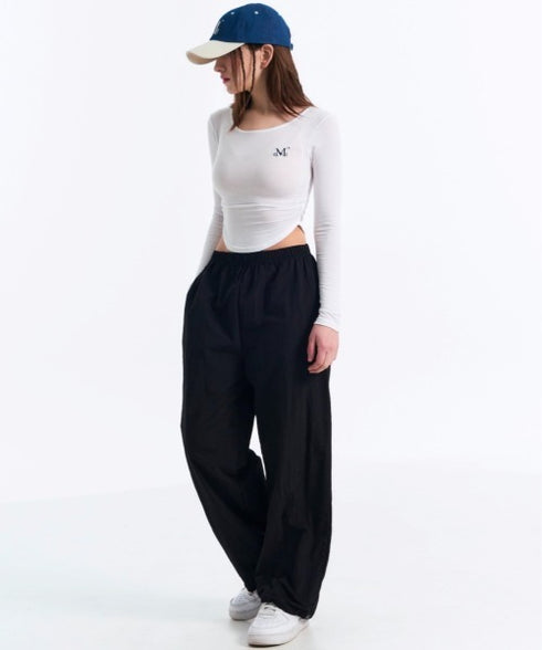 MUCENT(ムセント)/Uネック 裾ラウンド サイドシャーリング カットソー/Four Seasons See-through Signature Logo Yu-neck Shirring Tee | AT2251002 | ホワイト