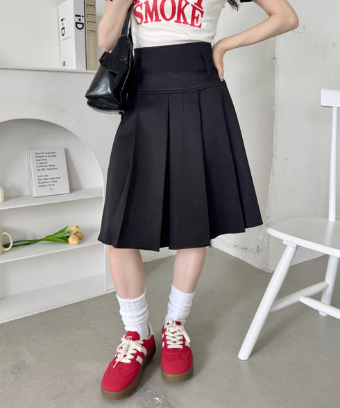 ワイドプリーツミディ丈スカート | NU2255122 | ブラック