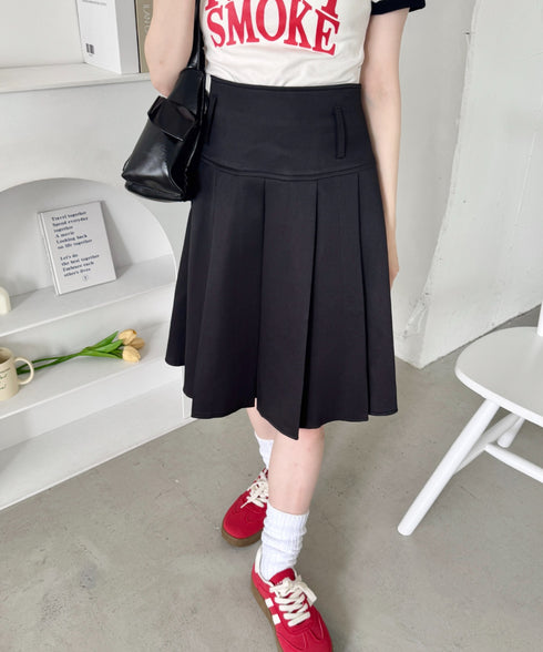 ワイドプリーツミディ丈スカート | NU2255122 | ブラック