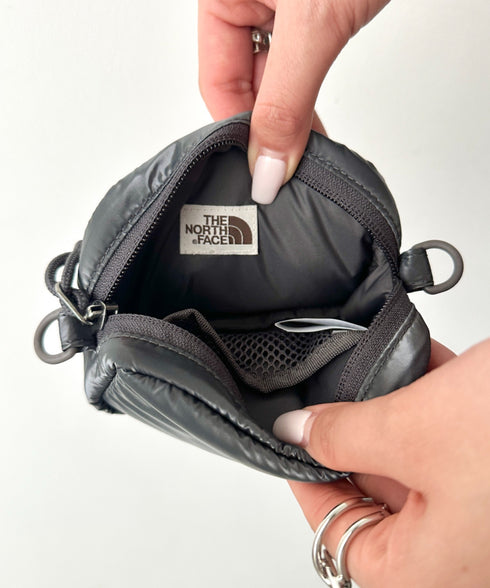 THE NORTH FACE(ザ・ノースフェイス)/ロゴプリント ミニクロス ウォレット ミニバッグ/WL CROSS WALLET | IM1251038 | グレー