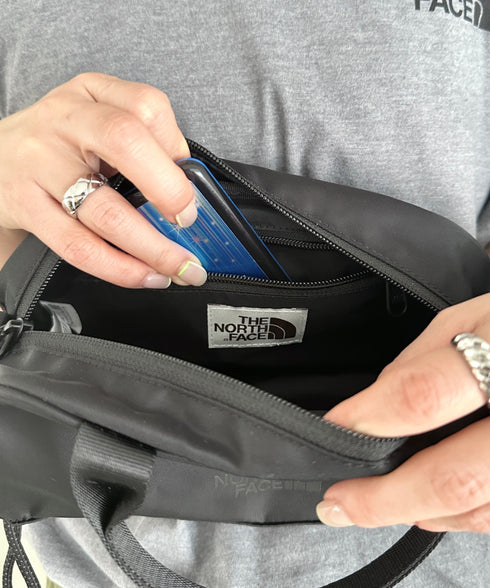 THE NORTH FACE(ザ・ノースフェイス)/2WAY 軽量 ミニショルダー ハンドバッグ/BONNEY BOWLING BAG S | IM1251043 | ブラック