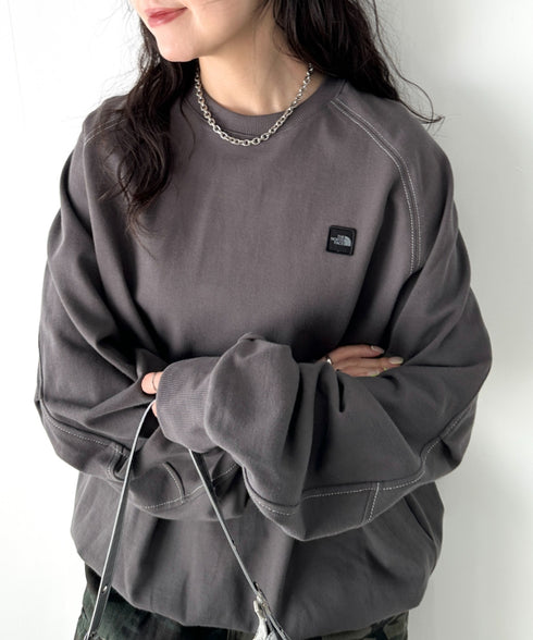 THE NORTH FACE(ザ・ノースフェイス)/ワンポイント ボックスロゴ刺繍 オーバーサイズ スウェット/MINI BOX STITCH SWEATSHIRTS | IM2251045 | ダークグレー