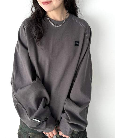 THE NORTH FACE(ザ・ノースフェイス)/ワンポイント ボックスロゴ刺繍 オーバーサイズ スウェット/MINI BOX STITCH SWEATSHIRTS | IM2251045 | ダークグレー