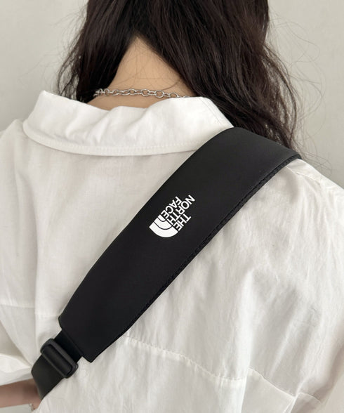 THE NORTH FACE(ザ・ノースフェイス)/軽量 A4サイズ収納可能 ロゴプリント ショルダー クロスバッグ/SP CROSS BAG L | IM1251052 | ブラック