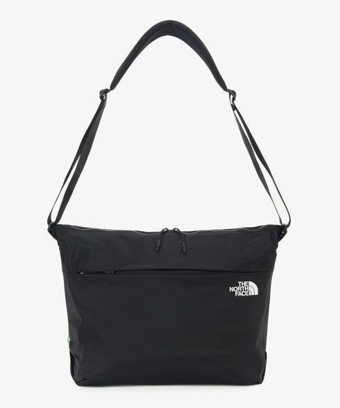 THE NORTH FACE(ザ・ノースフェイス)/軽量 A4サイズ収納可能 ロゴプリント ショルダー クロスバッグ/SP CROSS BAG L | IM1251052 | ブラック