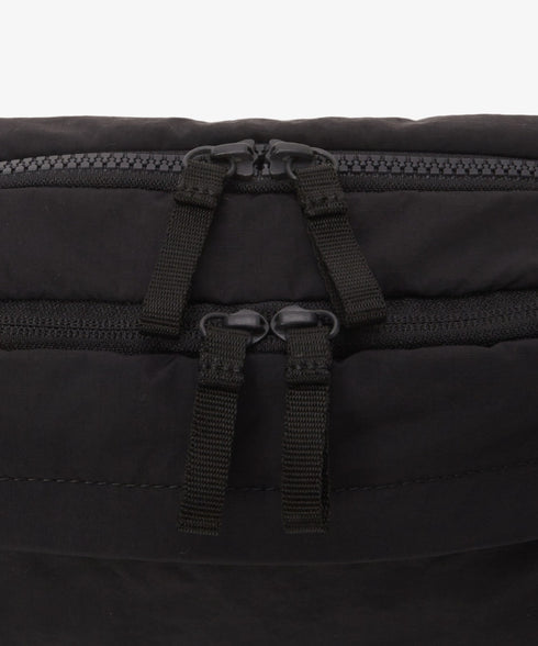 THE NORTH FACE(ザ・ノースフェイス)/軽量 ワンポイントロゴ ショルダー クロスバッグ/TRAVEL CROSS BAG M | IM1251053 | ブラック