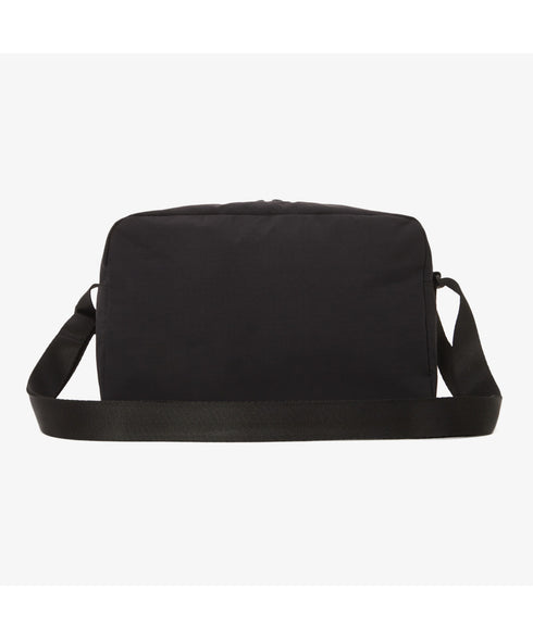 THE NORTH FACE(ザ・ノースフェイス)/軽量 ワンポイントロゴ ショルダー クロスバッグ/TRAVEL CROSS BAG M | IM1251053 | ブラック