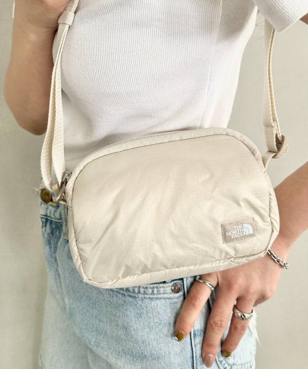 THE NORTH FACE(ザ・ノースフェイス)/軽量 ミニショルダー クロスバッグ/CHUBBY CROSS BAG MINI | IM1251054 | サンドベージュ