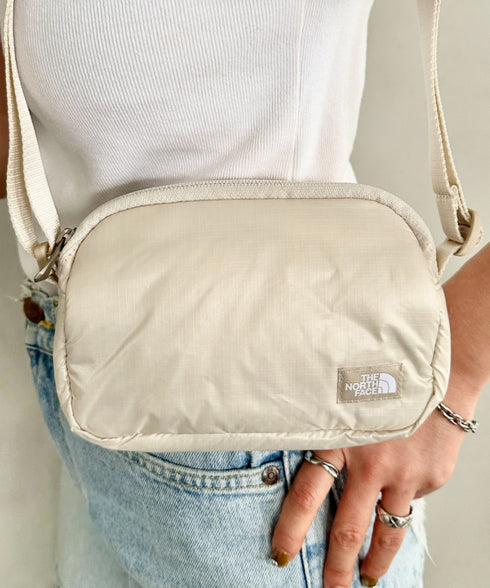 THE NORTH FACE(ザ・ノースフェイス)/軽量 ミニショルダー クロスバッグ/CHUBBY CROSS BAG MINI | IM1251054 | サンドベージュ