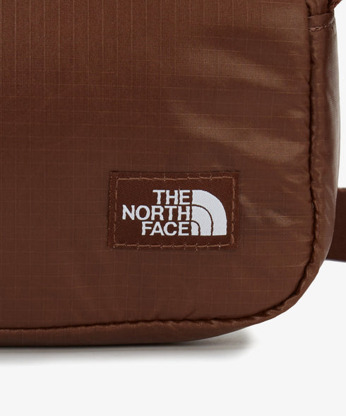 THE NORTH FACE(ザ・ノースフェイス)/軽量 ミニショルダー クロスバッグ/CHUBBY CROSS BAG MINI | IM1251054 | ブラウン