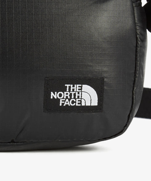 THE NORTH FACE(ザ・ノースフェイス)/軽量 ミニショルダー クロスバッグ/CHUBBY CROSS BAG MINI | IM1251054 | ブラック