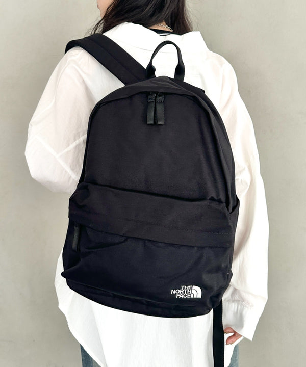 THE NORTH FACE(ザ・ノースフェイス)/軽量 A4対応 デイパック バックパック リュック/TNF DAY PACK M | IM1251058 | ブラック