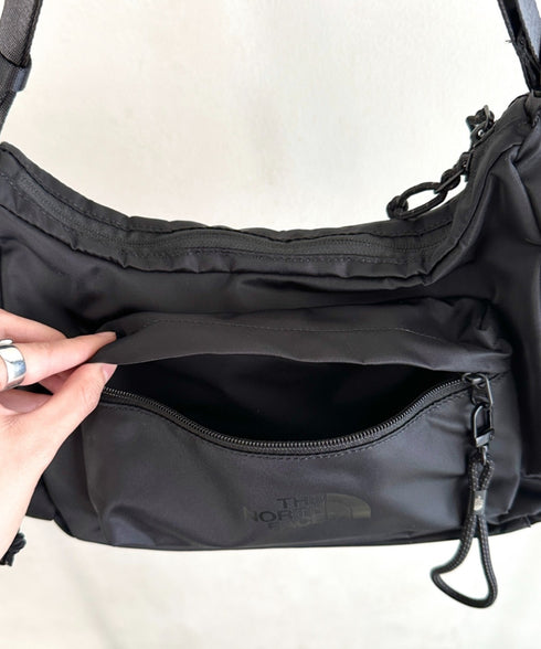 THE NORTH FACE(ザ・ノースフェイス)/2WAY 軽量 ミニショルダー ハンドバッグ/BONNEY HOBO BAG MINI | IM1251059 | ブラック