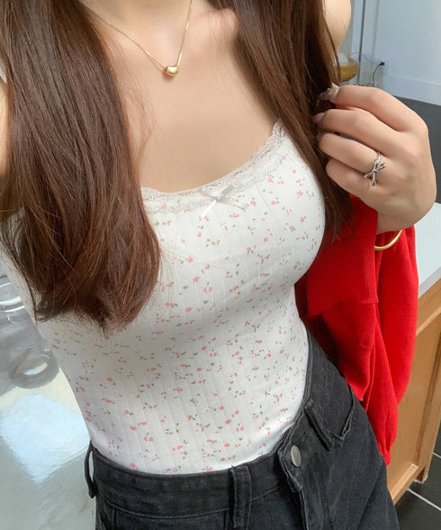 レーストリム小花柄キャミソール カップ付き | EV2255005 | ホワイト