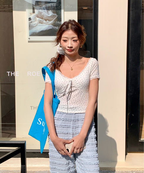 レーストリム小花柄VネックTシャツ カップ付き | EV2252004 | ホワイト
