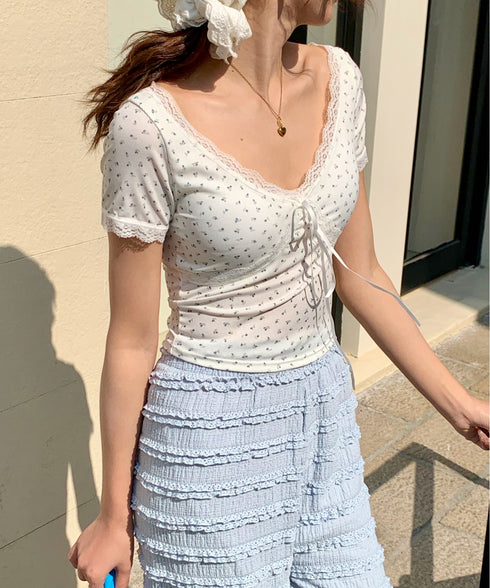 レーストリム小花柄VネックTシャツ カップ付き | EV2252004 | ホワイト