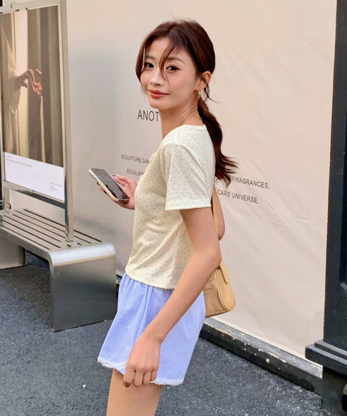 小花柄ヘンリーネックショートTシャツ | EV2252013 | クリーム