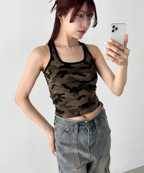 カップ付き迷彩柄タンクトップ | BA2255002 | カーキ