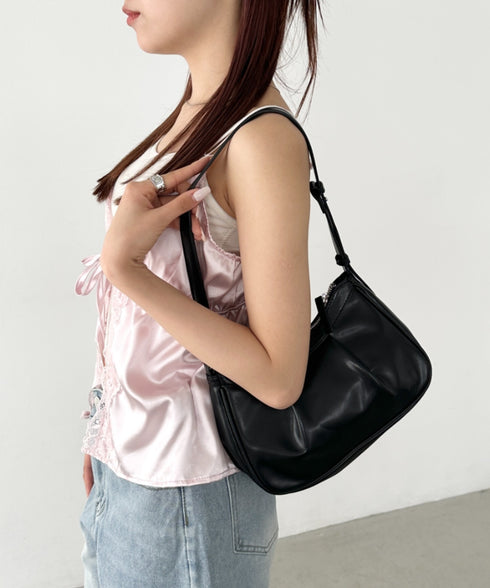 タックデザインハンドバッグ | BA1255013 | ブラック