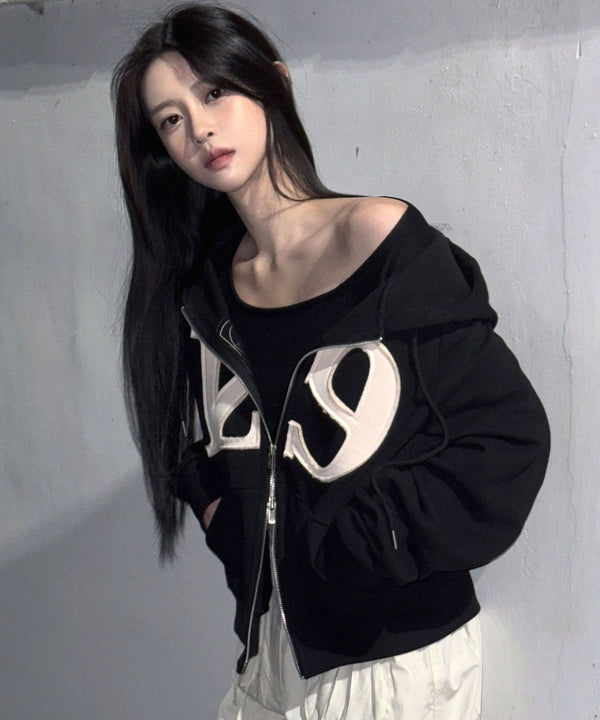 ILLIGO(イリゴ)/ロゴパッチ フルジップパーカー フーディー/129 LOGO PATCH HOODED ZIPUP | AT2251063 | ブラック