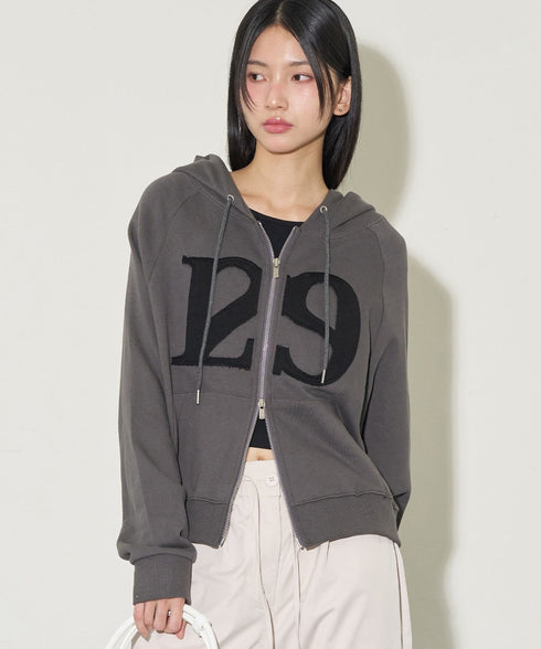ILLIGO(イリゴ)/ロゴパッチ フルジップパーカー フーディー/129 LOGO PATCH HOODED ZIPUP | AT2251063 | チャコールグレー